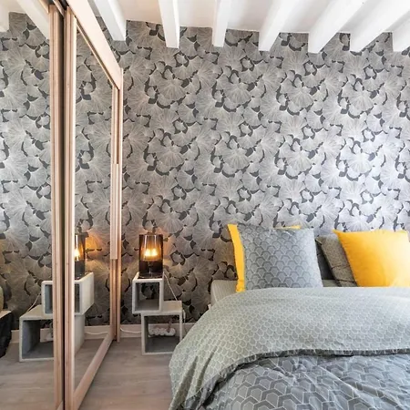 Apartment In The Center Of